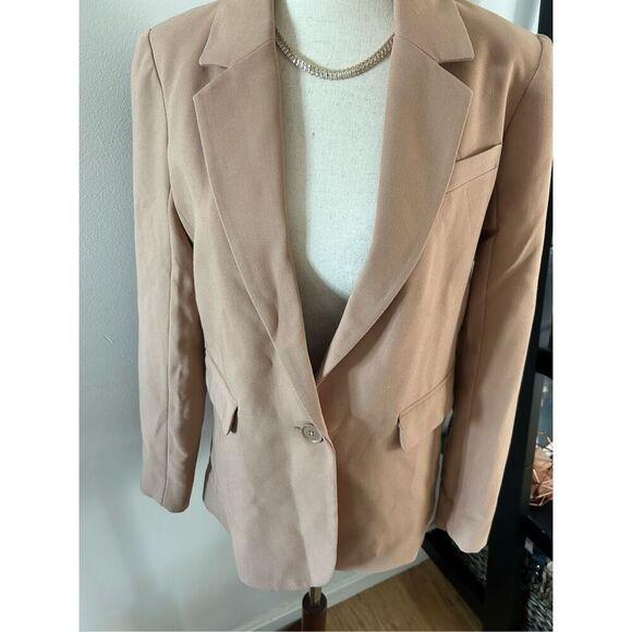 Abercrombie and Fitch tan X extra extra small petite jacket classy, and stylish - Picture 1 of 6